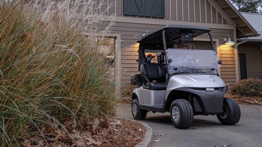 E-Z-GO RXV Golf Cart